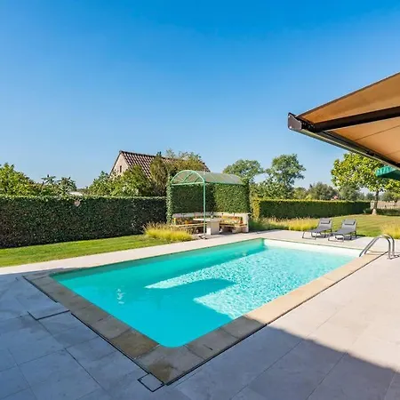 Villa With Heated Swimming Pool, Sauna And Garden